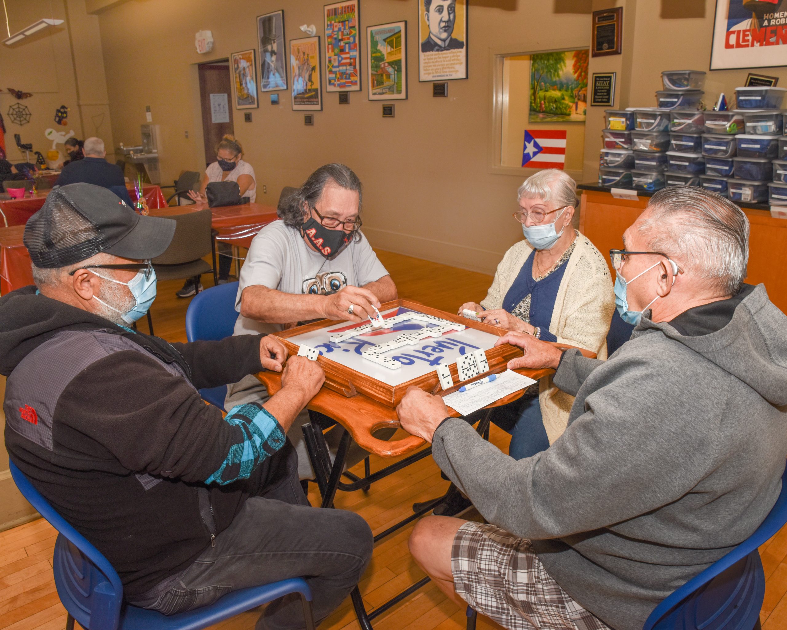 #10629-LV-Hispanic=Center-23 Basilio Huertas Senior Center - HCLV - Games2